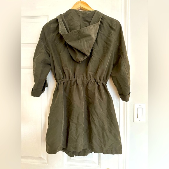 H&M spring jacket - Picture 2 of 2